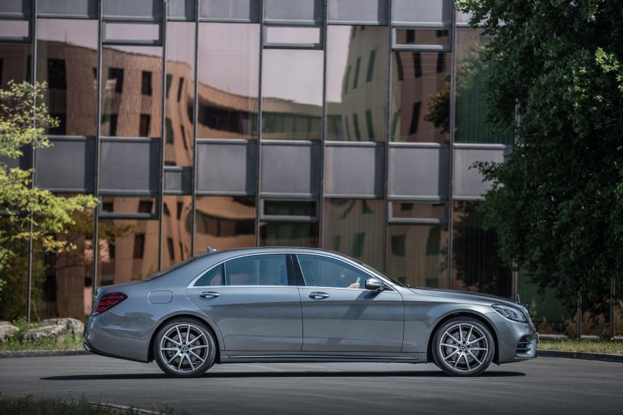  Mercedes-Benz S500 Lang AMG Line 2017 года  (WW) (фото 31 из 33)